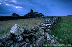 Ruined crofthouse, Yell, Shetland © Patrick Dieudonn&eacute; Photo, www.patrickdieudonne.com, all rights reserved